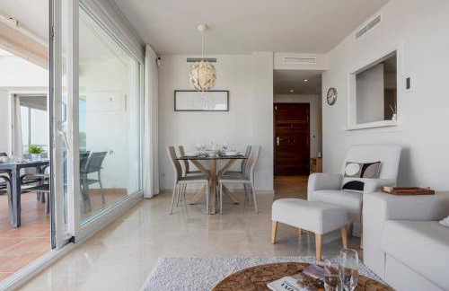 Luxury Apartment with Free Alcazaba Lagoon Access - Foto 19