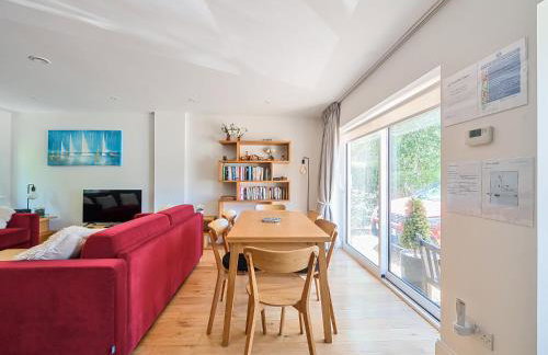 Luxury Oxford Apartment Sleeps 4, Free Parking - Pass the Keys - Foto 12