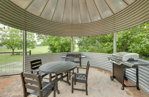 Sip, Fish and Relax Fireside Serene Schulenburg Gem - Foto 2