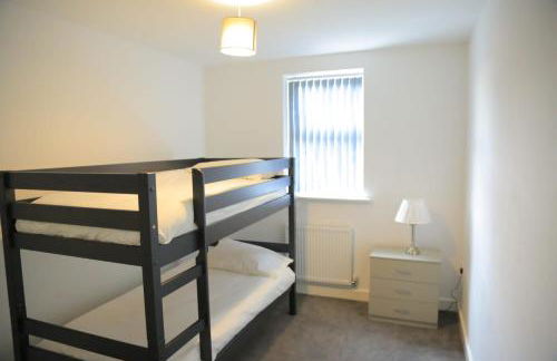 Beautiful New family home - Photo 16