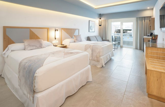 Hotel Riu Caribe - All Inclusive - Photo 6