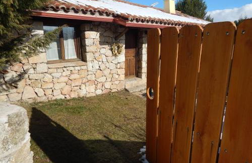 Casa Rurales Cimera y Brincalobitos - Photo 38