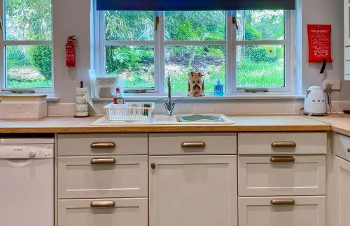 Court Place - Photo 27