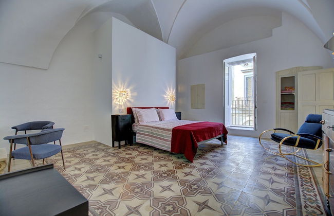 Lovely 70s Style Patio and Terrace - Photo 6