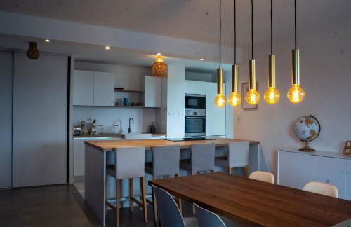 La Business class - Standing - Tramway - Parking - Foto 29