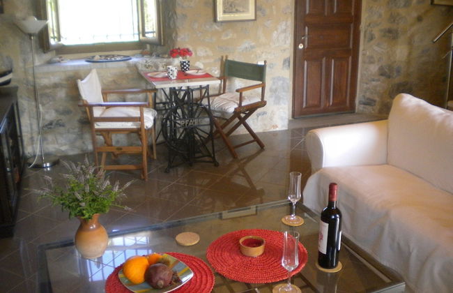 Holiday Home With Garden in Leonidio - Foto 9