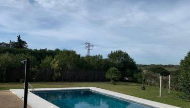 Traumhaus für 6 Personen mit spektakulärem privaten Pool und schönem Ausblick in die Natur - Foto 2