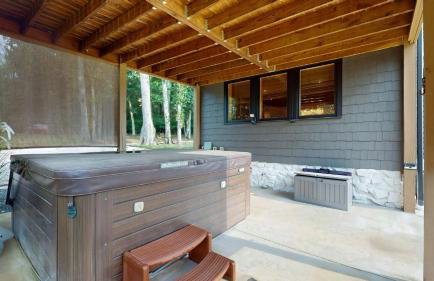 3BR Luxury Log Cabin Near Franklin - Foto 16