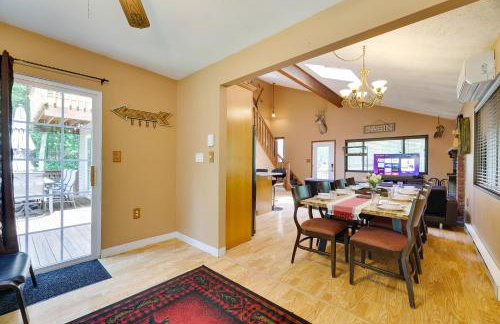 Secluded Cabin, Jacuzzi, Pool Table, King Bed & Fire Pit - Photo 16