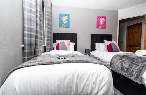 Greenbourne - 4 bedrooms Sleeps 8 free parking - Foto 23