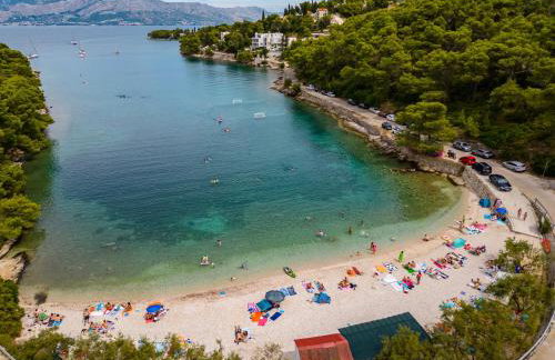 Villa Janie with a pool for up to 16 people - Photo 9