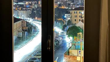 Vicino al mare sulla pista ciclabile - Foto 3