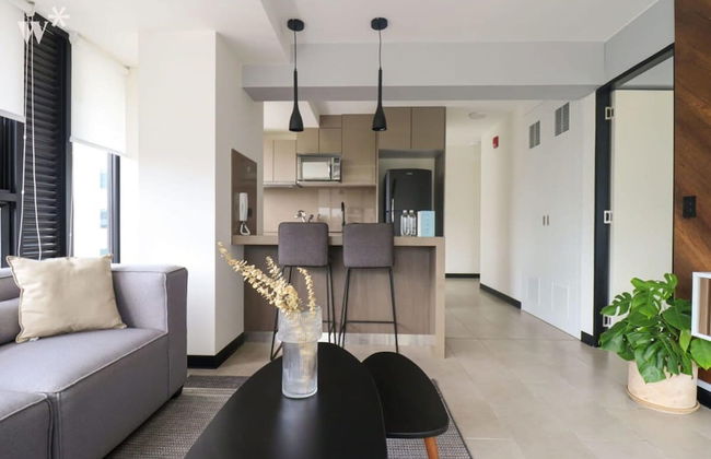 w Sleek 1BR in San Isidro - Photo 4