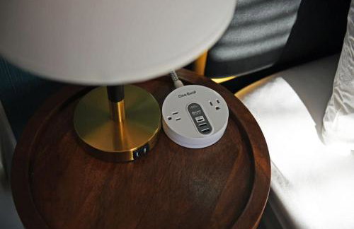 HostWise Stays - Grandview Balcony with Stunning Skyline Views - Foto 43