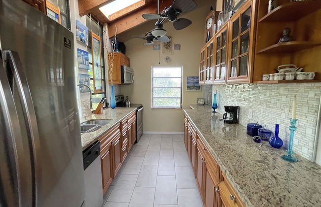 Treehouse Apartment Rentals - Foto 12