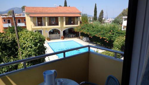 Kalypso Gouvia - Photo 3