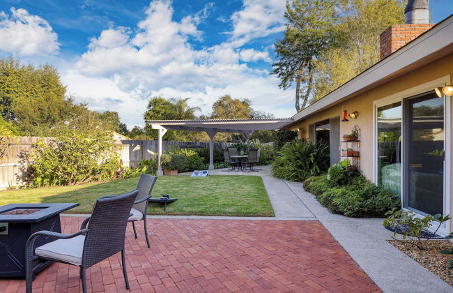 East Valley Manor by Avantstay Minutes to the Beach - Foto 28