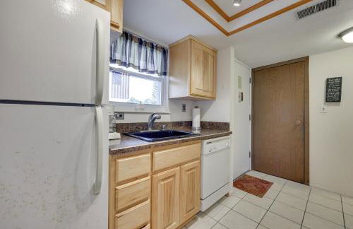 Riverfront Weleka Condo with Dock and Pool Access - Foto 4