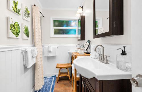 2 Homes • Hot Tubs x2 • Heated Pool • Fire Pit - Foto 17