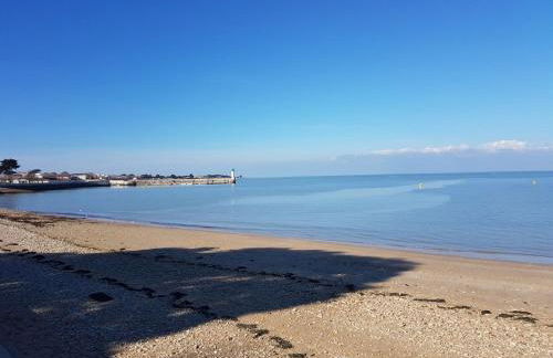 LA SUITE GRANDE MAISON AU COEUR DU VILLAGE DE LA FLOTTE EN RÉ - Foto 15
