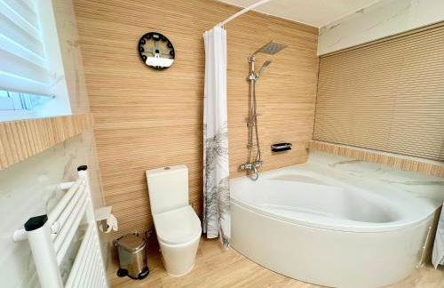 Villa CasaCara Marbella beachside Costabella -Spain - Photo 59