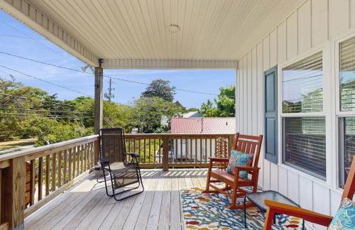 Charming 3BR home with Elevator, Wifi, Full Kitchen, and 1 block from the Beach - Foto 3