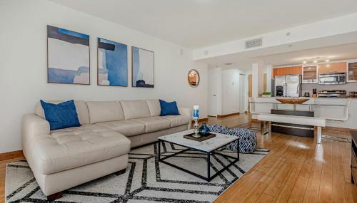 Lovely condo with city & ocean views. Sleep up to 6 people! - Foto 3