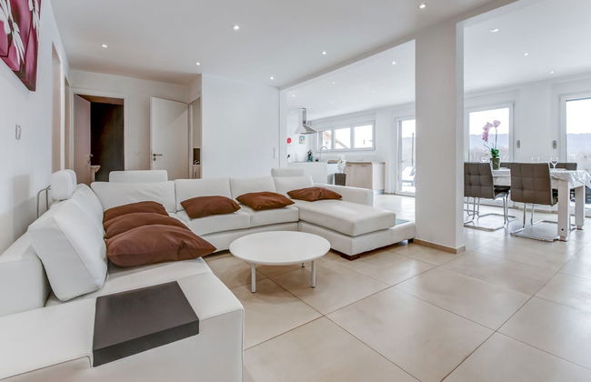 Beautiful Cottage in La Chaux With Jacuzzi - Foto 17