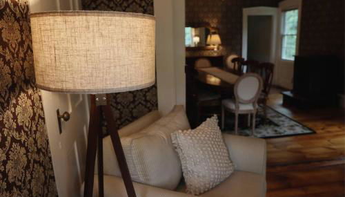 Hillside Haven: Luxe Farm Escape - 5BR-2 King Beds - Foto 5