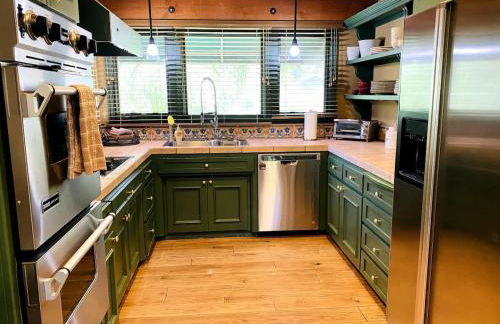 Sequoia Cabin by the River - Photo 13