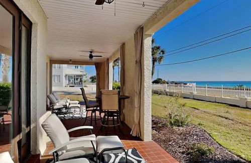 Lion On The Beach - Photo 21