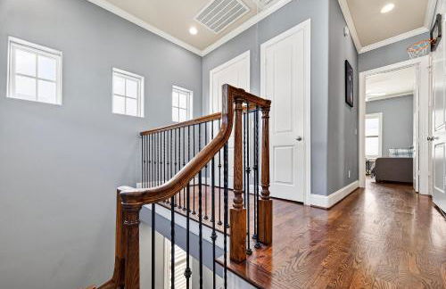 Tesla-Charger TX Medical Ctr Sleeps 7 5 beds - Foto 35