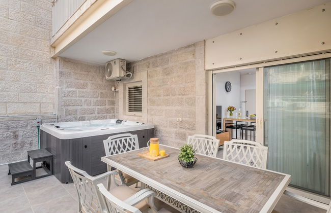 One BDR with a Huge Terrace - Foto 14