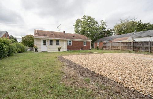 Sojourn on Duke NEW 3 BR in Alexandria - Foto 48