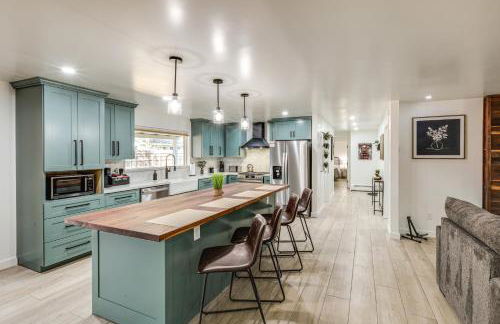 Walk to Dtwn Flagstaff Home with Great Outdoor Area - Foto 7