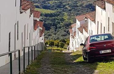 Charming house with mountain view in Encinasola, fireplace - Photo 20