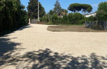 Elena House - Photo 2