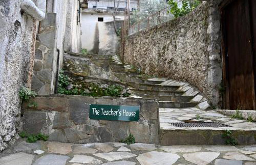 The Teacher's House - Foto 53