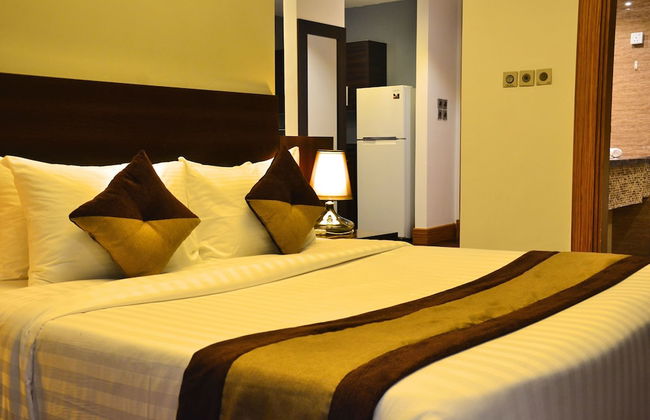 Blaire Executive Suites - Photo 8