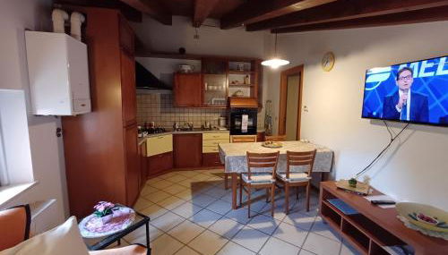 Splendida Mansarda, aria condizionata "ALLE MURA DEL CASTELLO 2 Stefano e Paola Marchesini" - Foto 2, stove