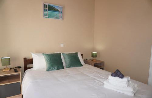 Papadakis Family Home - 2 BR Apartment - Photo 1