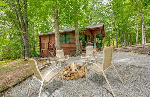 11 Mi to Dtwn Franklin Cabin with Porch! - Foto 20