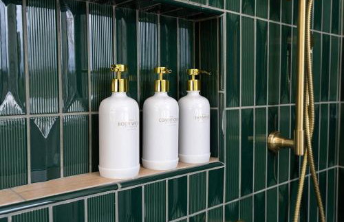 Mid-Mod Hilltop Retreat Views & Local Wildlife - Foto 35