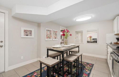 Charming Bungalow Next to CSU - Free Cruiser Bikes - Foto 23