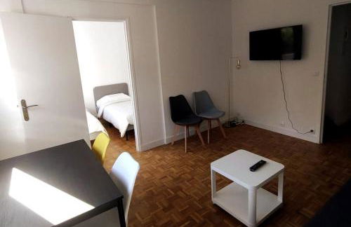 1 bedroom & salon, La Defense, Metro, parking - Foto 4
