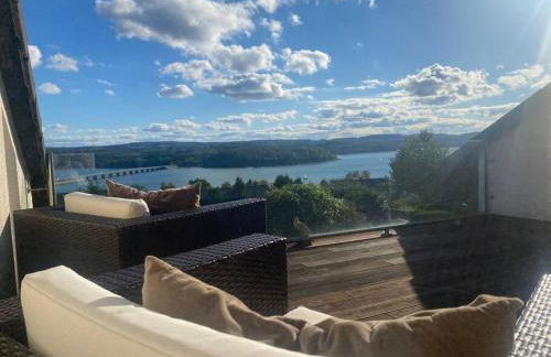 Villa Kaja by Maggie mit Pool, Kamin und traumhaftem Blick auf den Möhnesee - Foto 1