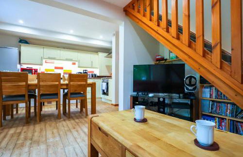 Lodge Nine for 6 with Hot Tub - Spa Resort in Devon - Foto 6