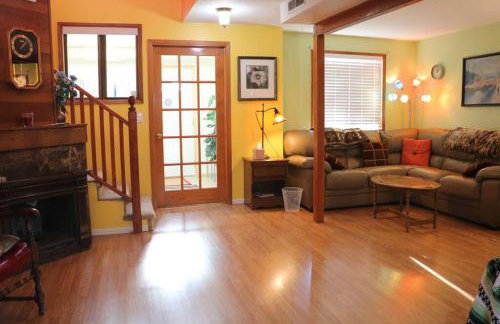 Whitaker 5 bdrm Daily-Weekly-Monthly - Photo 14