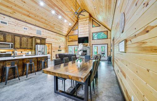 Private Hot Tub Luxe Cabin in Broken Bow! - Foto 6