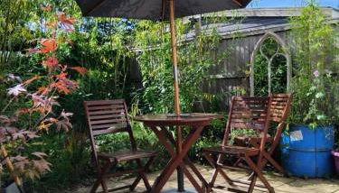 Post Office Row Apartment and garden - Foto 3